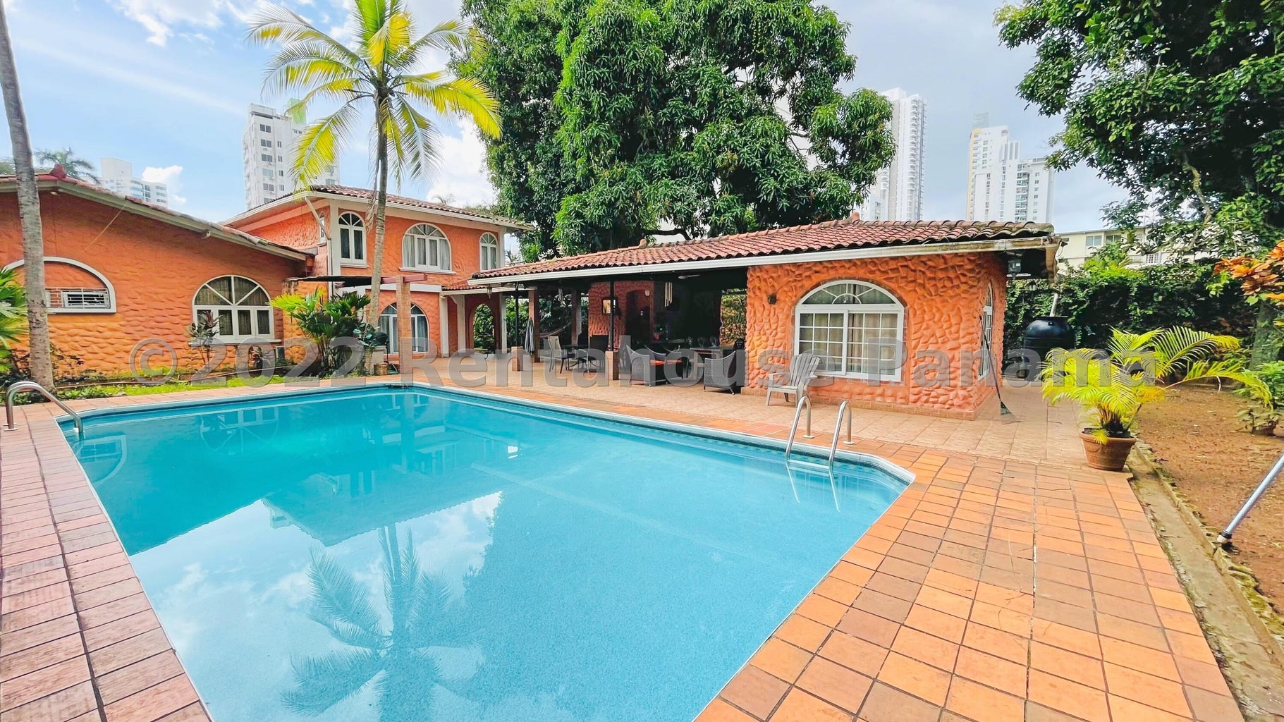 Commercial Property for Sale in San francisco Panamá Province 07136